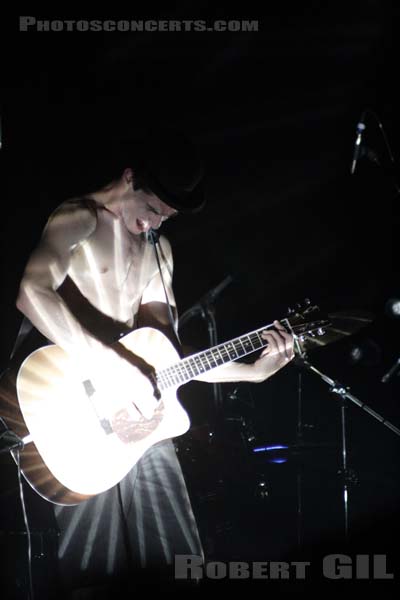 THE DRESDEN DOLLS - 2005-06-22 - PARIS - Zenith - 